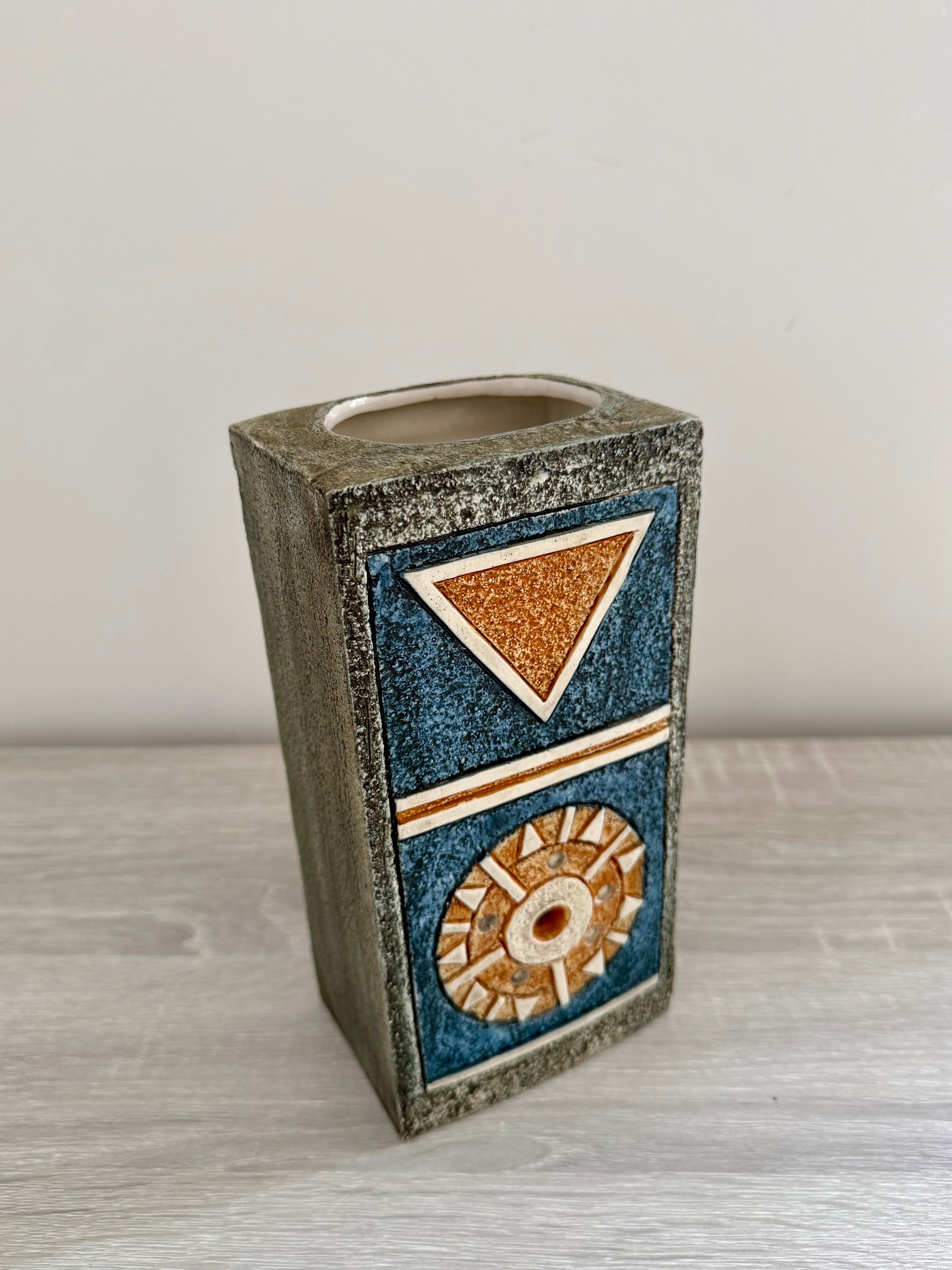 Troika: Brick Vase, Alison Brigden (1977-1983)