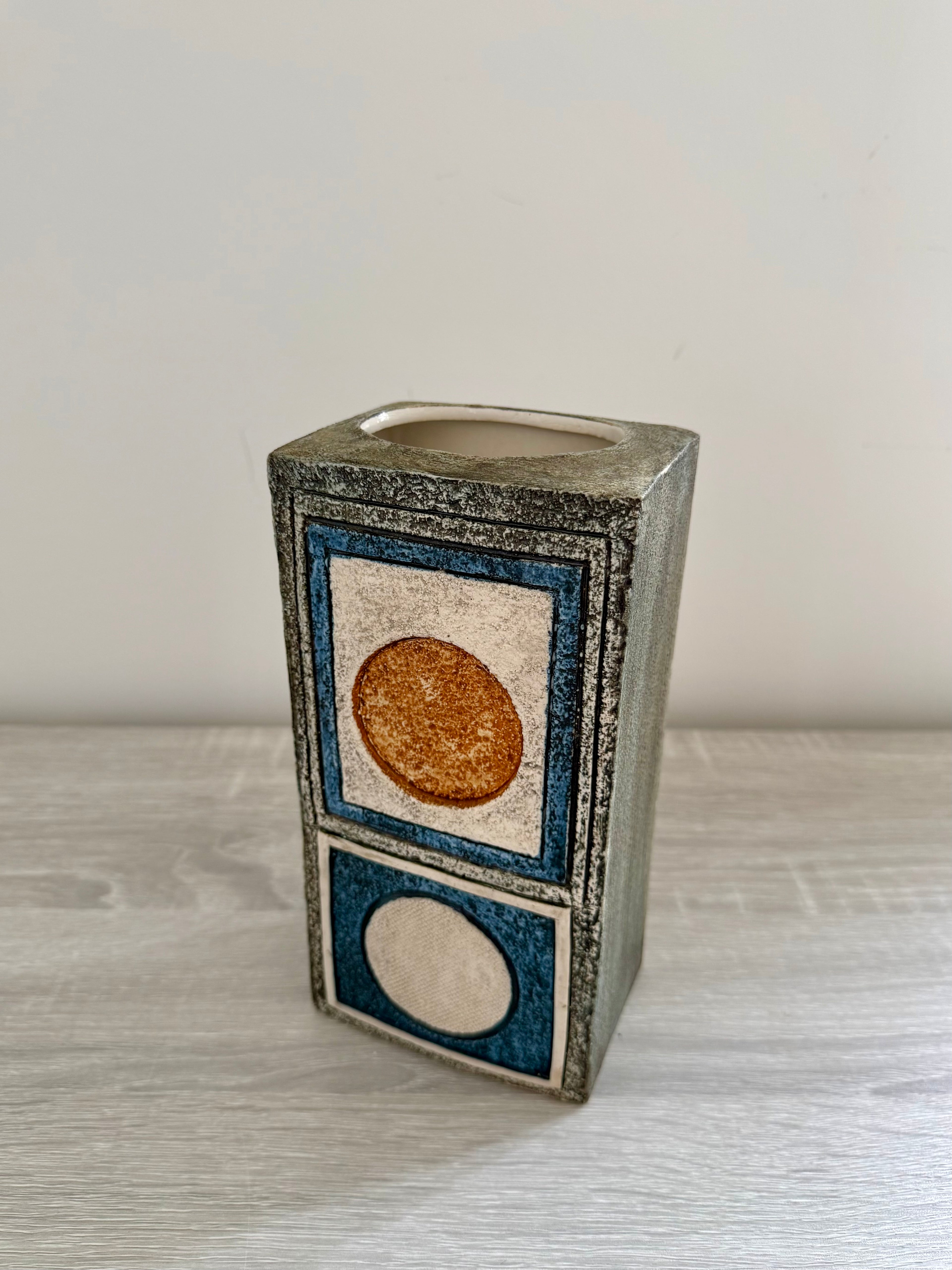 Troika: Brick Vase, Alison Brigden (1977-1983)