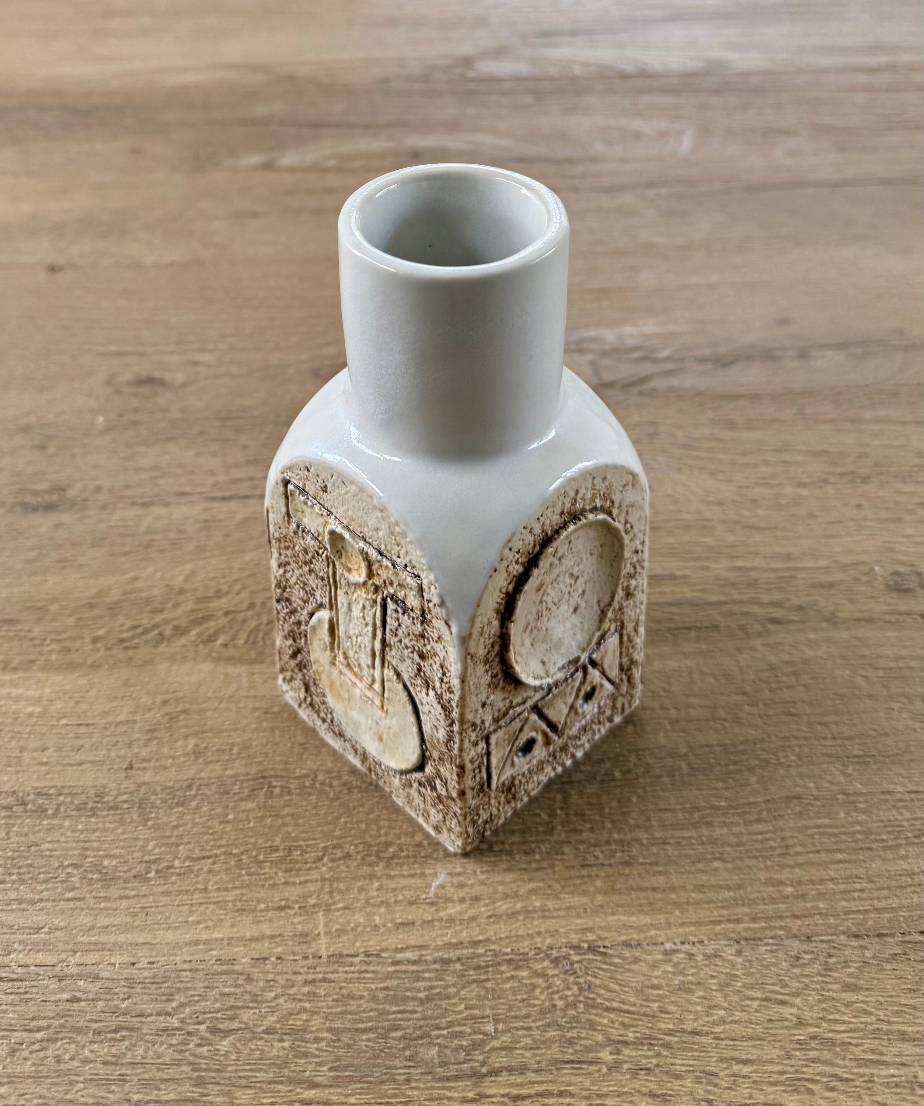 Troika: Spice Jar, Avril Bennet (1973-1979)