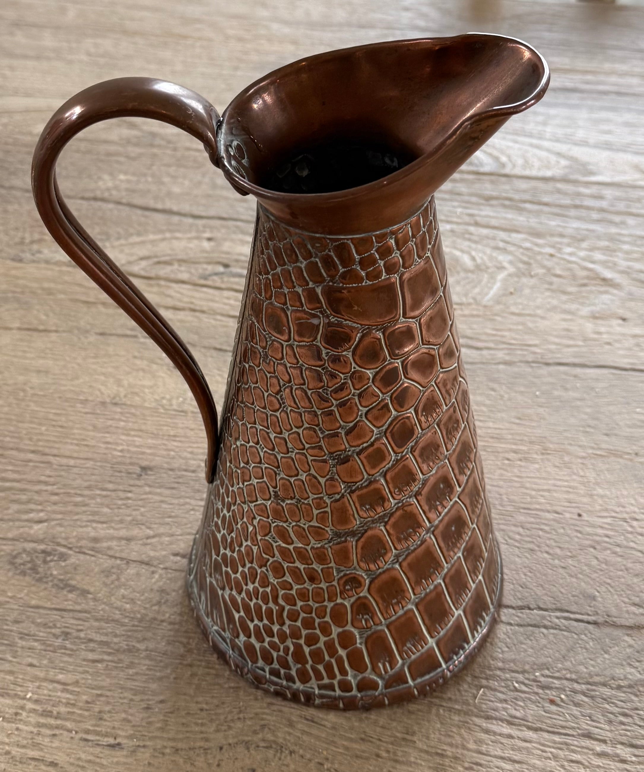 JS & Sons Copper Jug in Lizard Pattern (1890-1910)