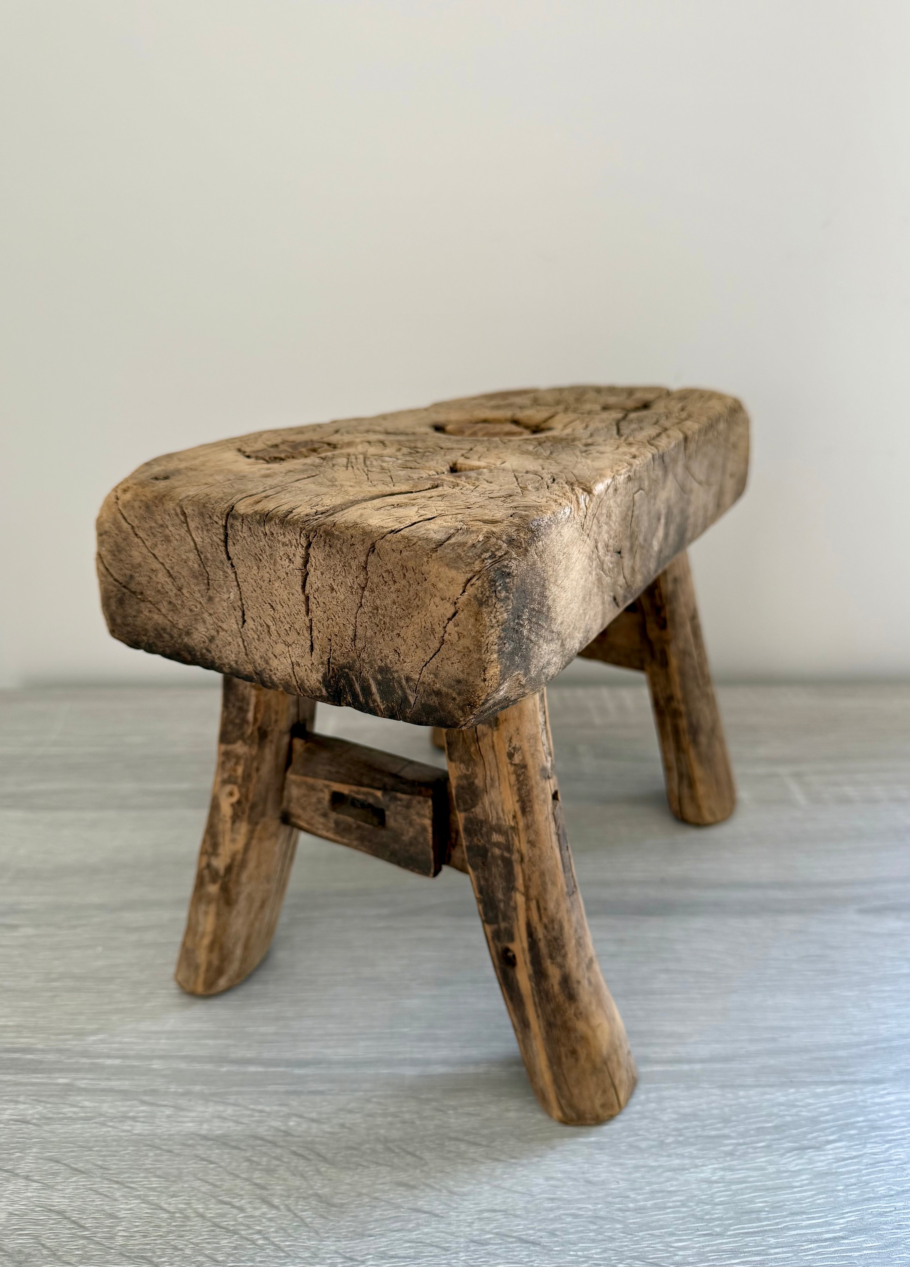 English Elm Farm Stool (c.1780–1840)